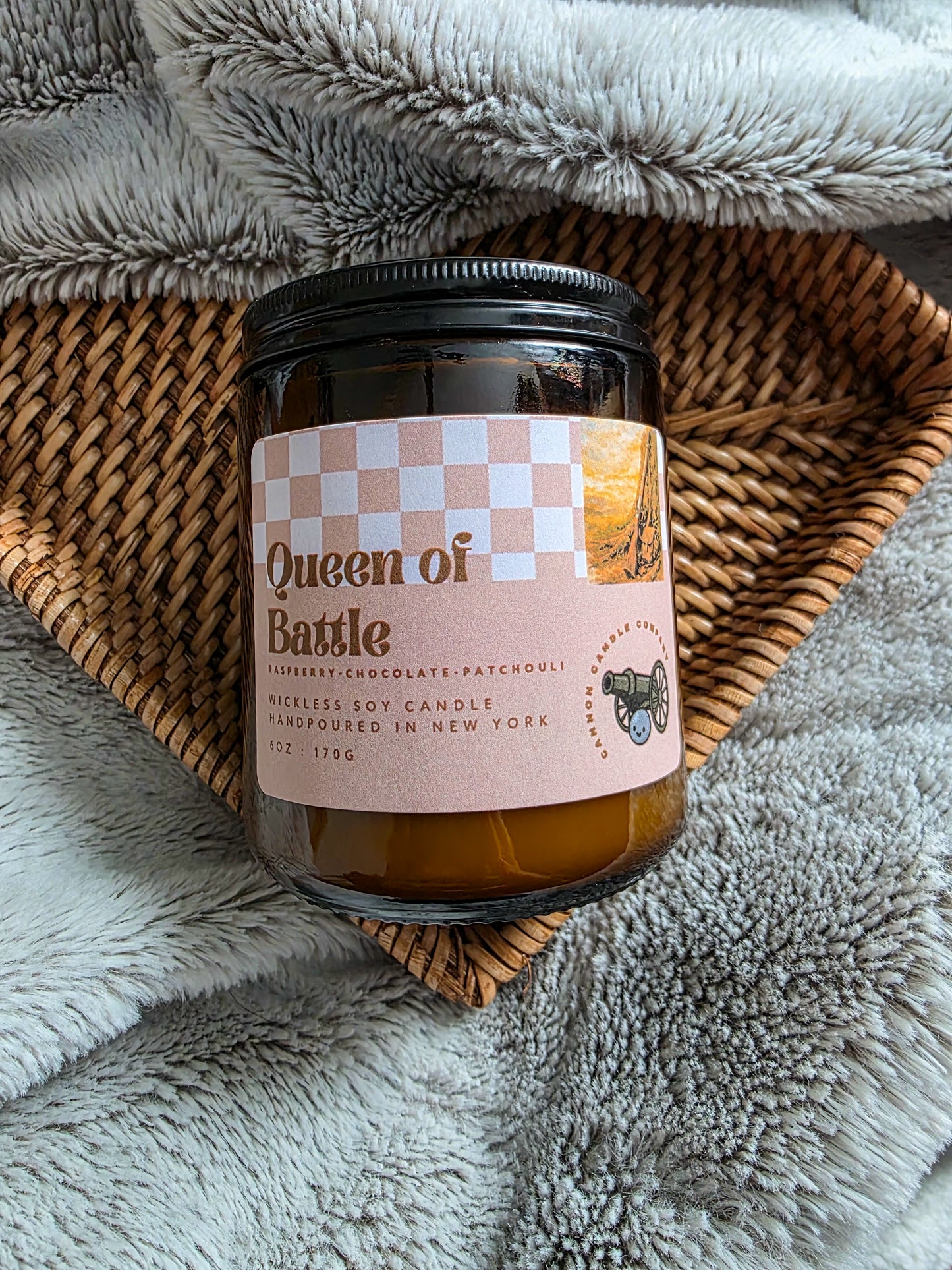 Queen of Battle Wickless Candle